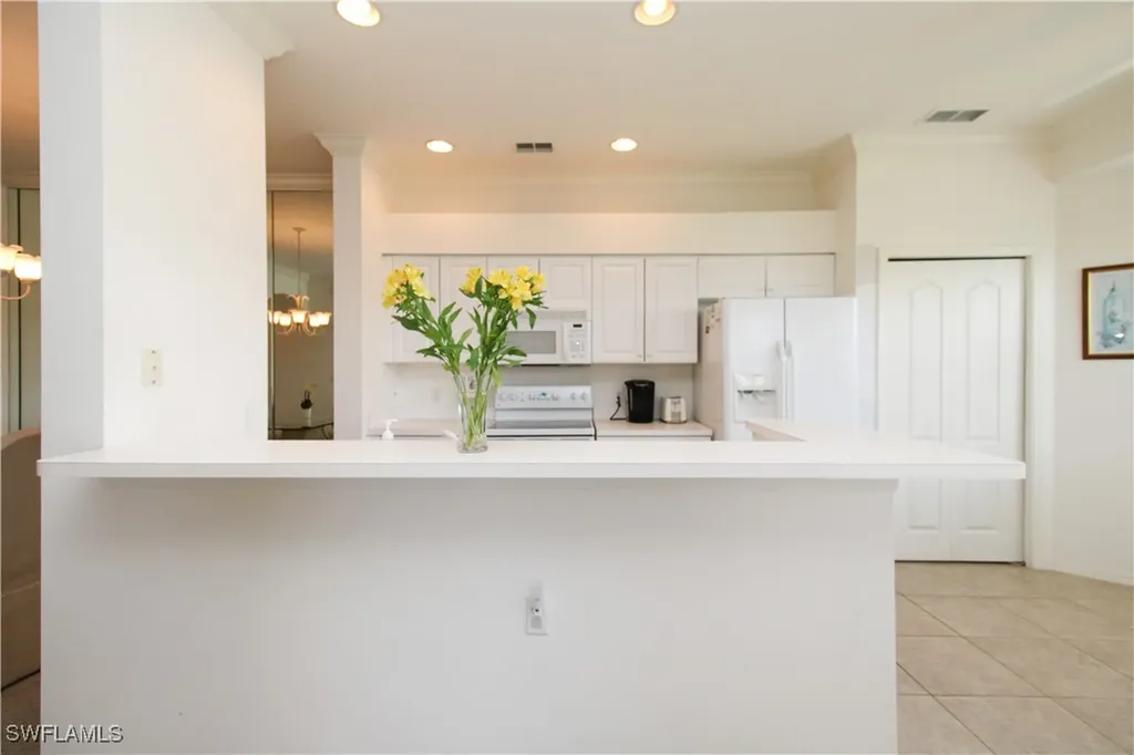 3820 Sawgrass Way Naples FL 34112
