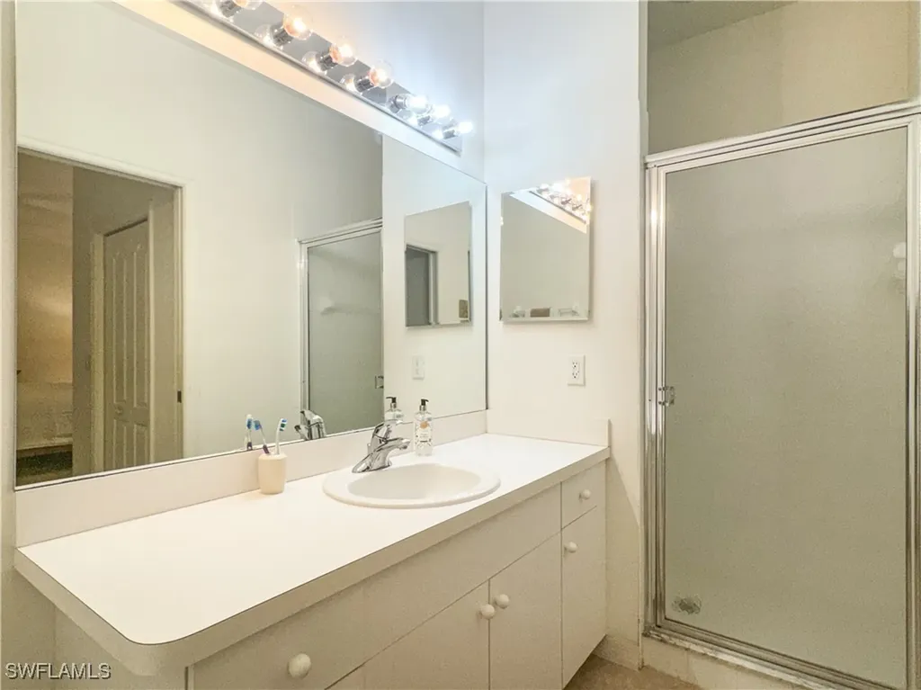 3820 Sawgrass Way Naples FL 34112