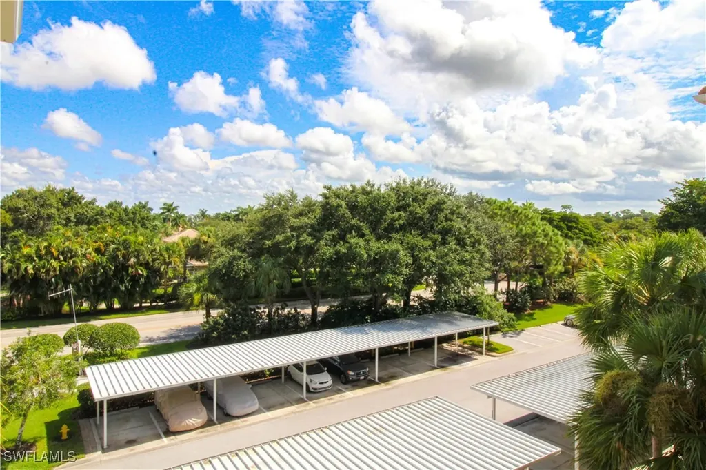 3820 Sawgrass Way Naples FL 34112