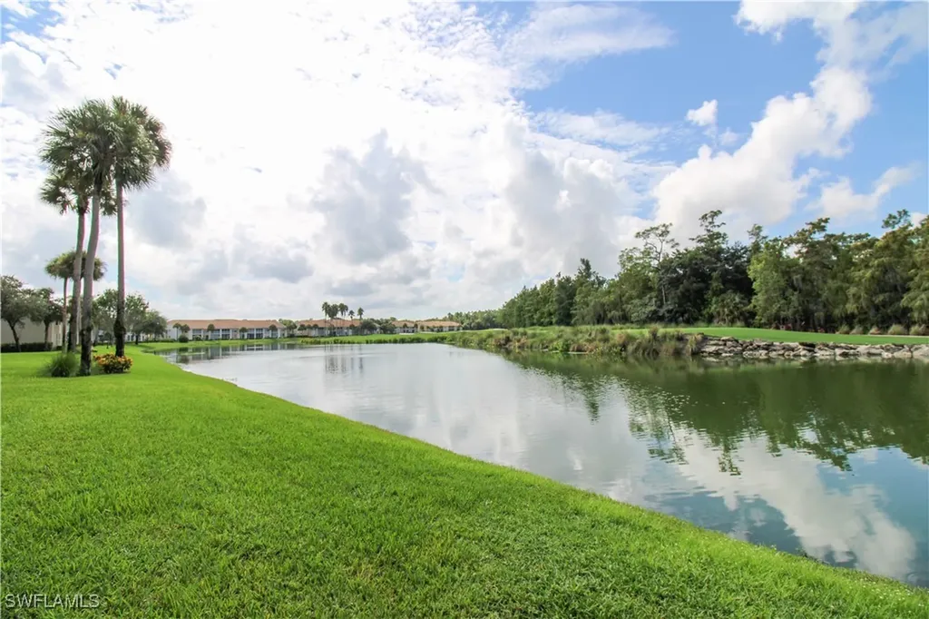 3820 Sawgrass Way Naples FL 34112