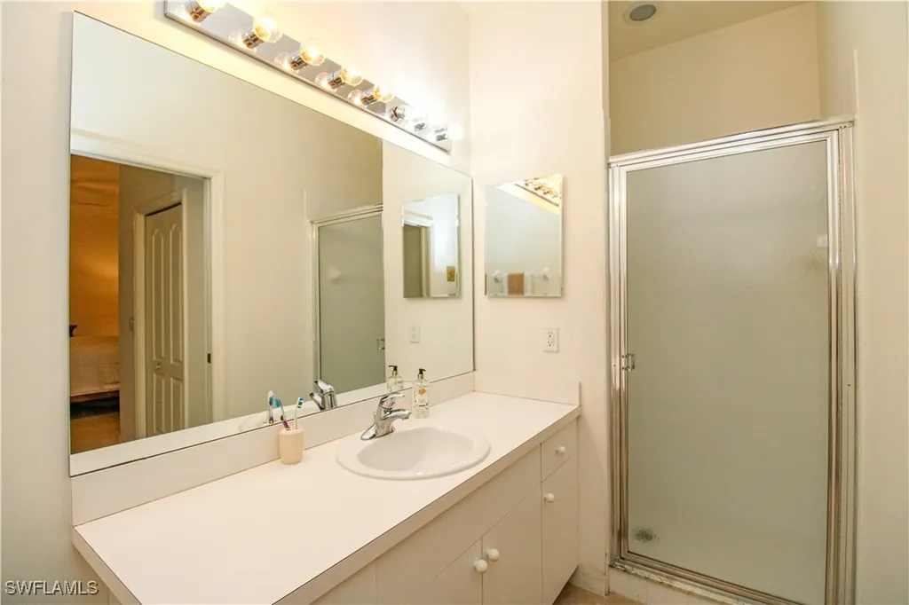 3820 Sawgrass Way Naples FL 34112
