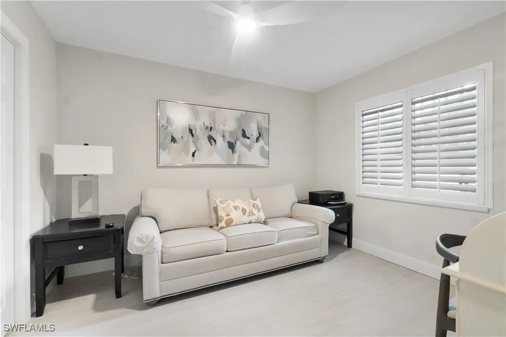 10686 Gulf Shore Drive Naples FL 34108
