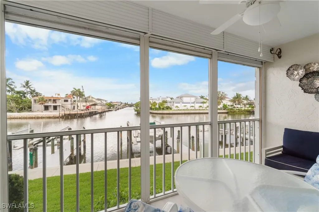 10686 Gulf Shore Drive Naples FL 34108