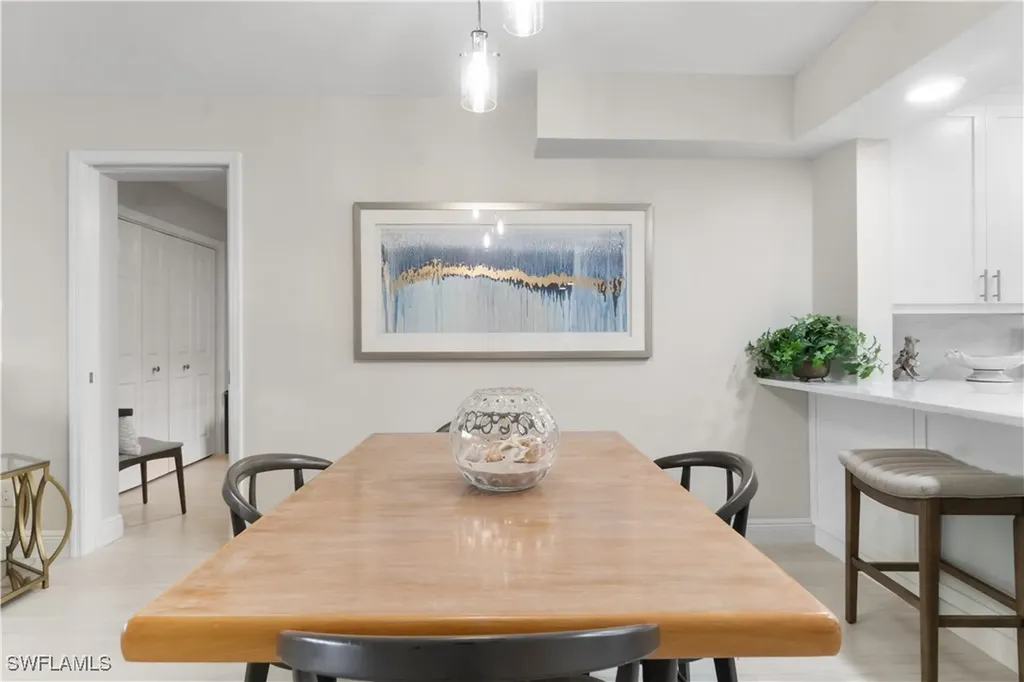 10686 Gulf Shore Drive Naples FL 34108
