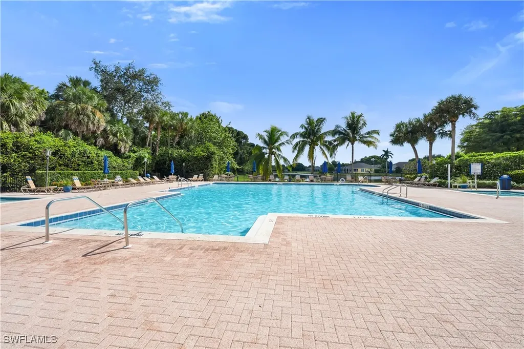 7774 Gardner Drive Naples FL 34109