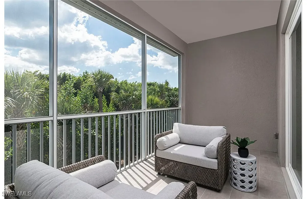 280 Indies Drive E Naples FL 34114