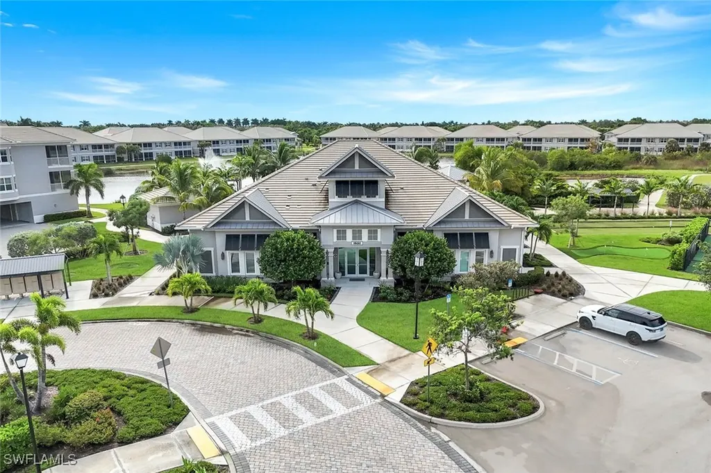280 Indies Drive E Naples FL 34114