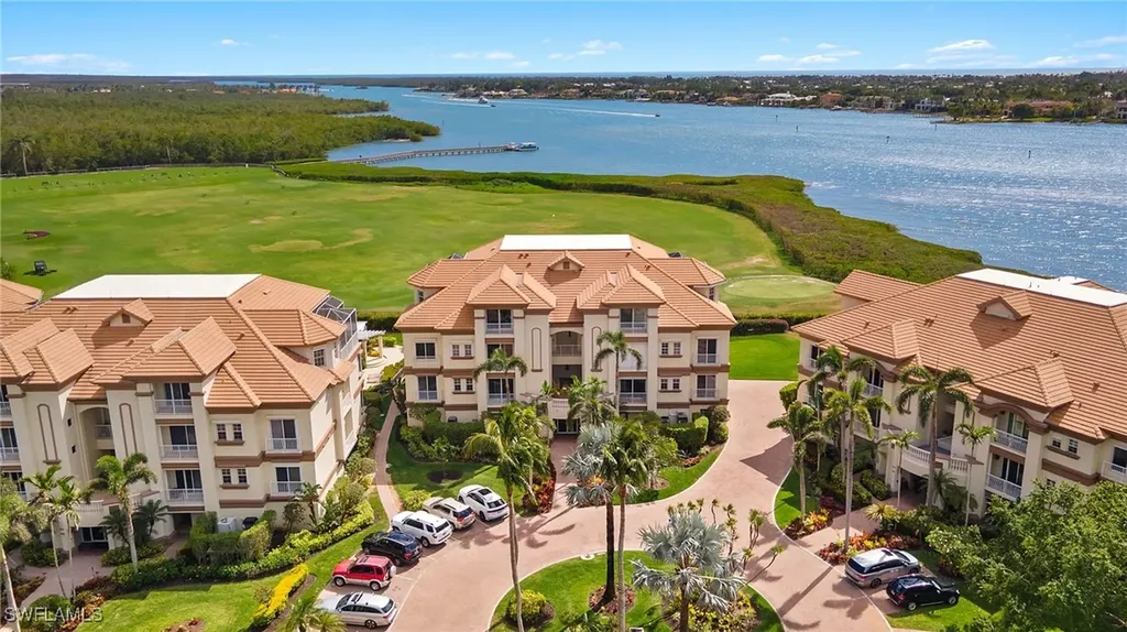 1560 Star Point Lane Naples FL 34112