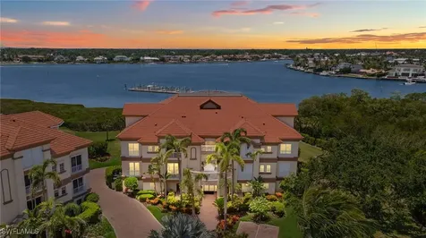 1520 Star Point Lane Naples FL 34112