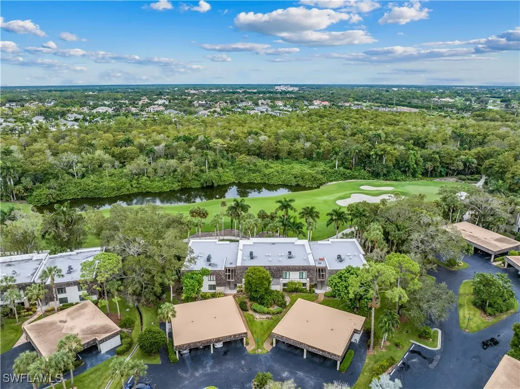 107 Clubhouse Drive Naples FL 34105