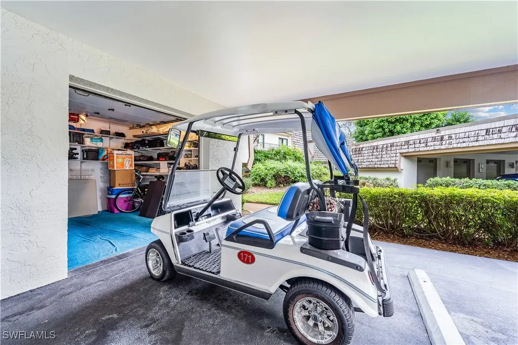 107 Clubhouse Drive Naples FL 34105