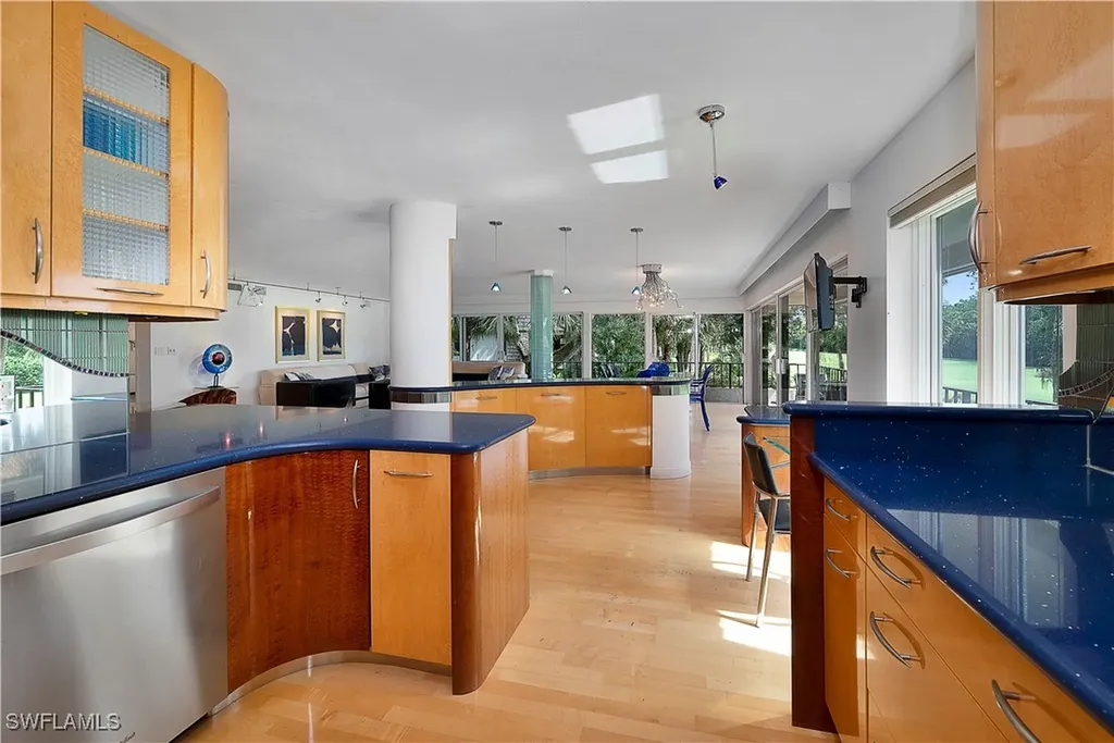 107 Clubhouse Drive Naples FL 34105