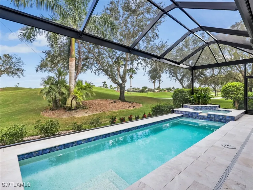 5242 Kensington High Street Naples FL 34105