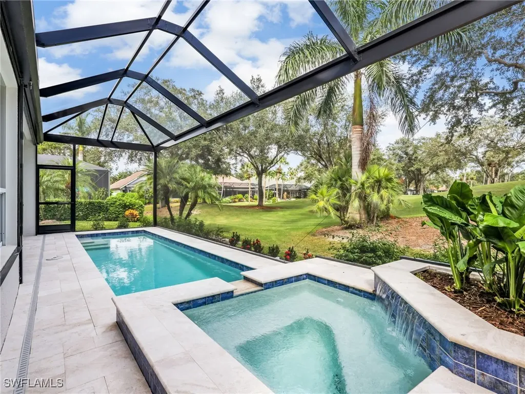 5242 Kensington High Street Naples FL 34105