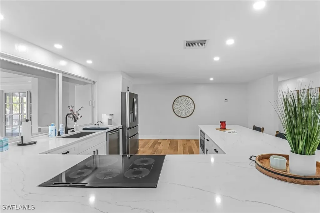 1823 Hurricane Harbor Lane Naples FL 34102