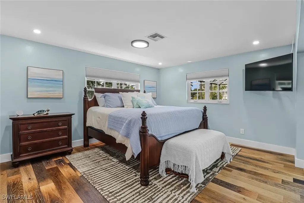 1823 Hurricane Harbor Lane Naples FL 34102