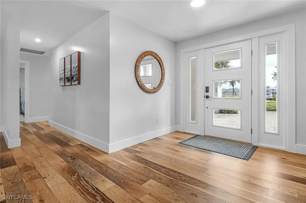 1823 Hurricane Harbor Lane Naples FL 34102