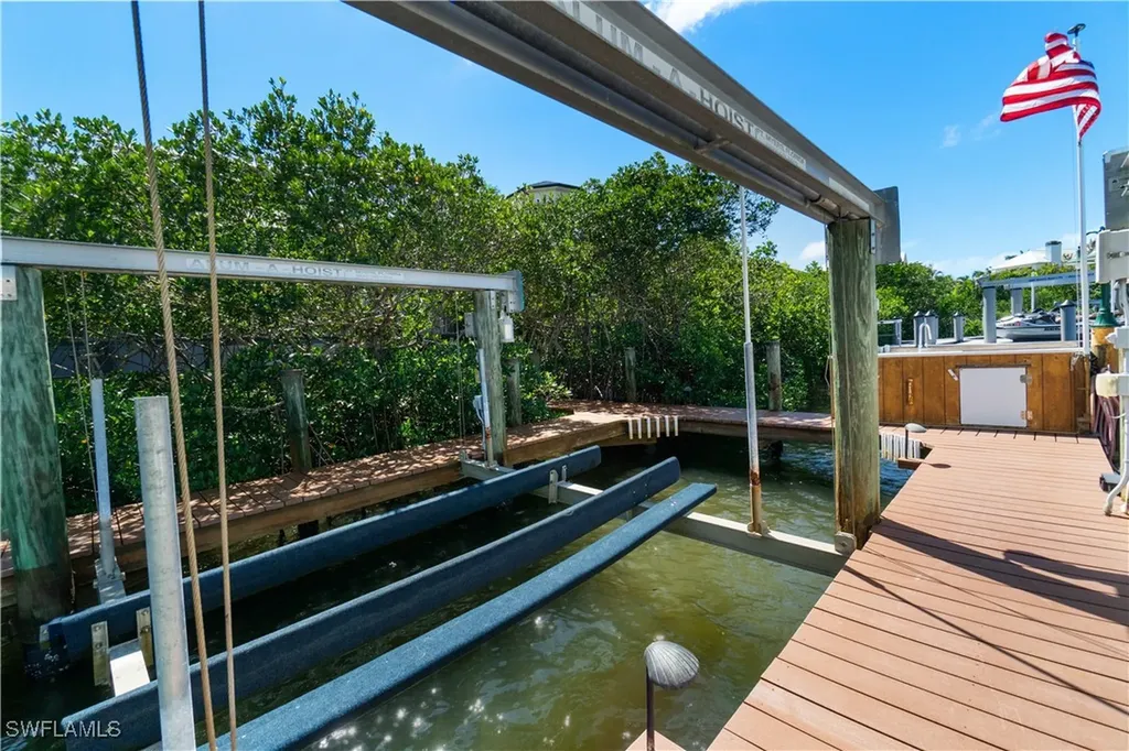 197 San Mateo Drive Bonita Springs FL 34134