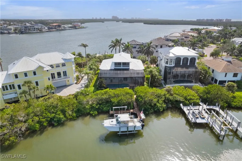 197 San Mateo Drive Bonita Springs FL 34134
