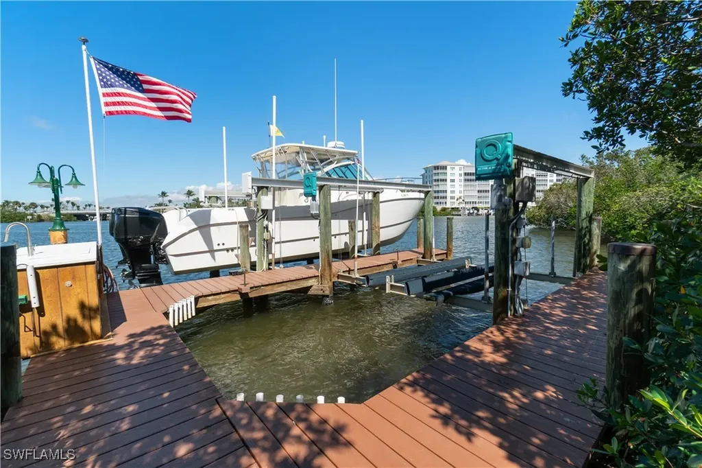 197 San Mateo Drive Bonita Springs FL 34134
