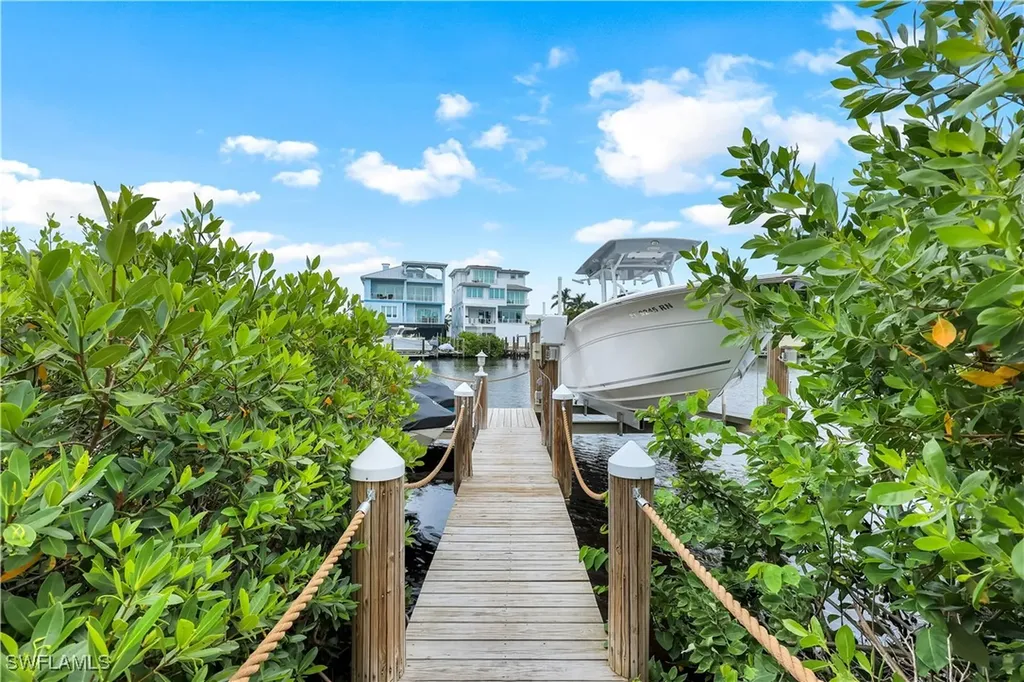 27749 Hickory Boulevard Bonita Springs FL 34134