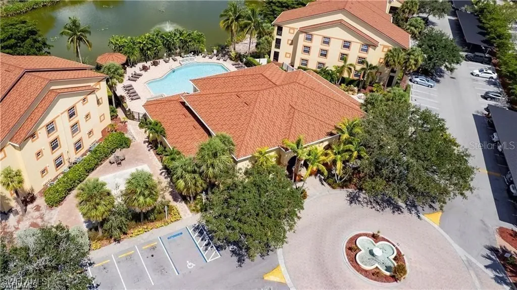 7915 Preserve Circle Naples FL 34119