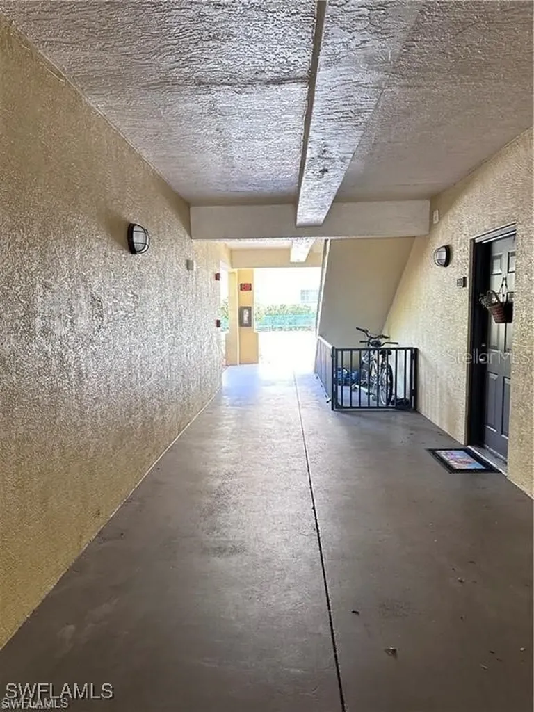 7915 Preserve Circle Naples FL 34119