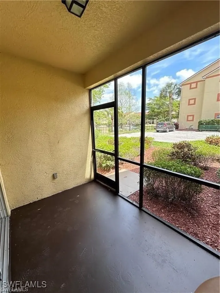 7915 Preserve Circle Naples FL 34119