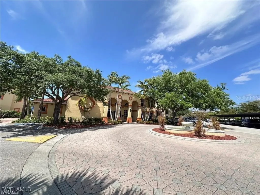7915 Preserve Circle Naples FL 34119