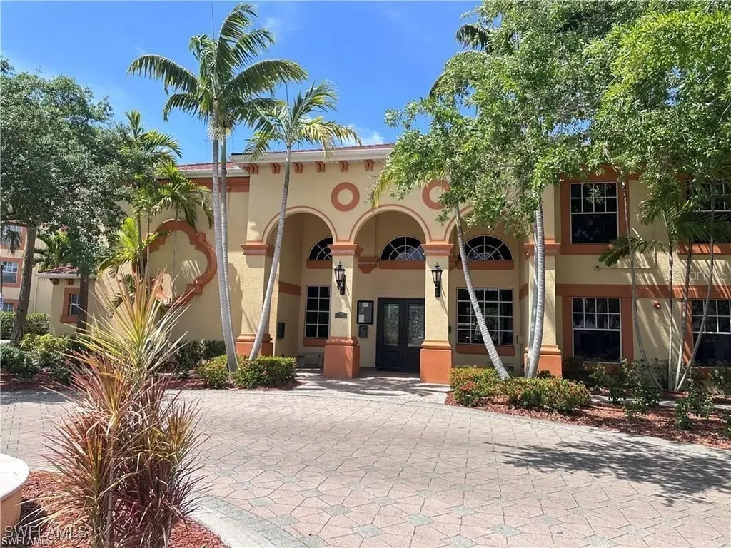 7915 Preserve Circle Naples FL 34119