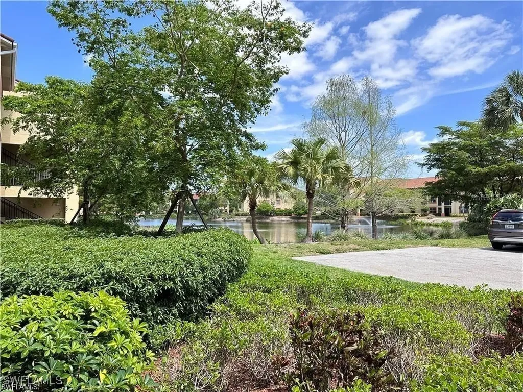 7915 Preserve Circle Naples FL 34119