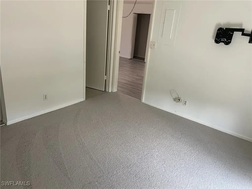 221 Cypress Way E Naples FL 34110