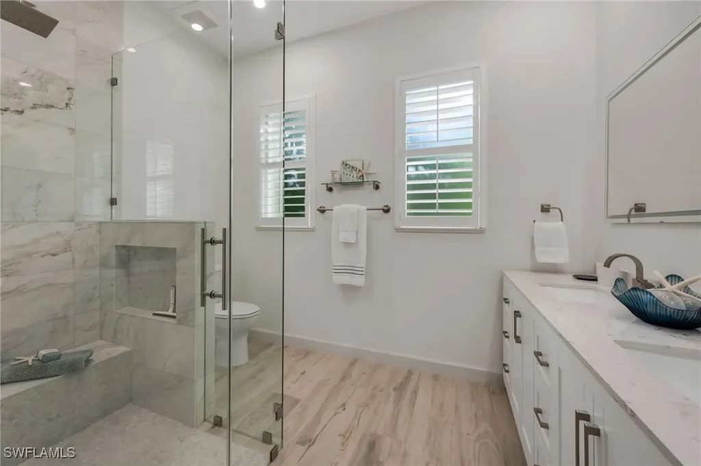 794 97th Avenue N Naples FL 34108