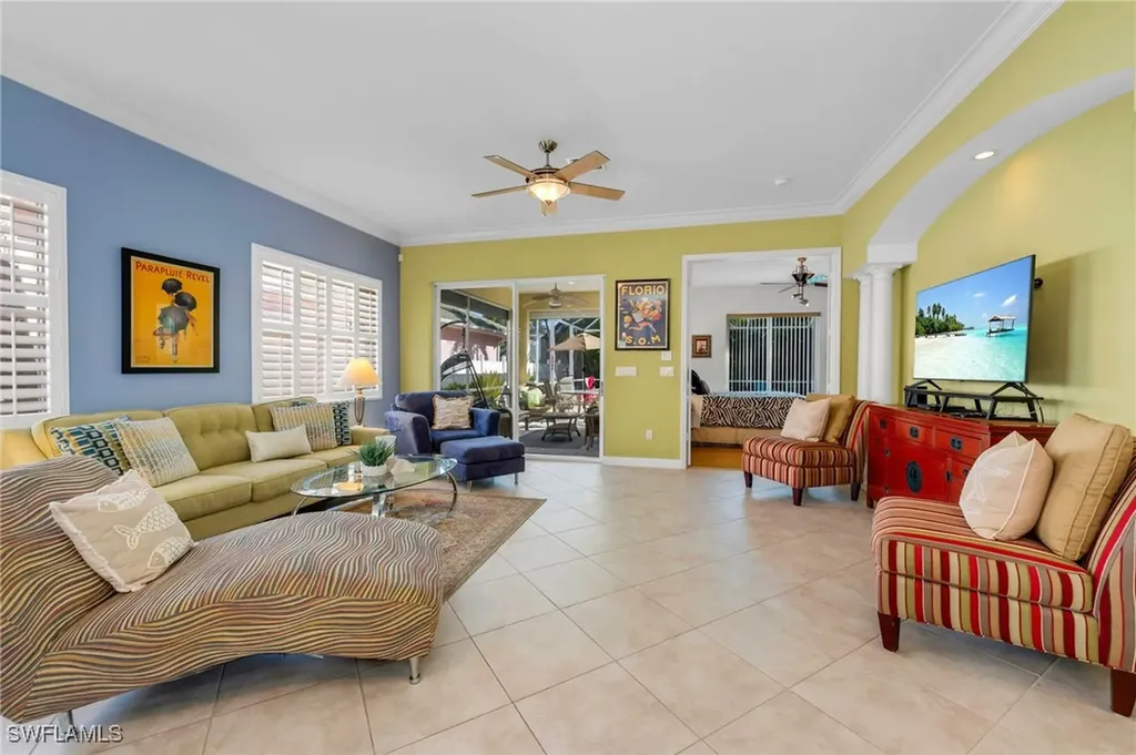 794 97th Avenue N Naples FL 34108