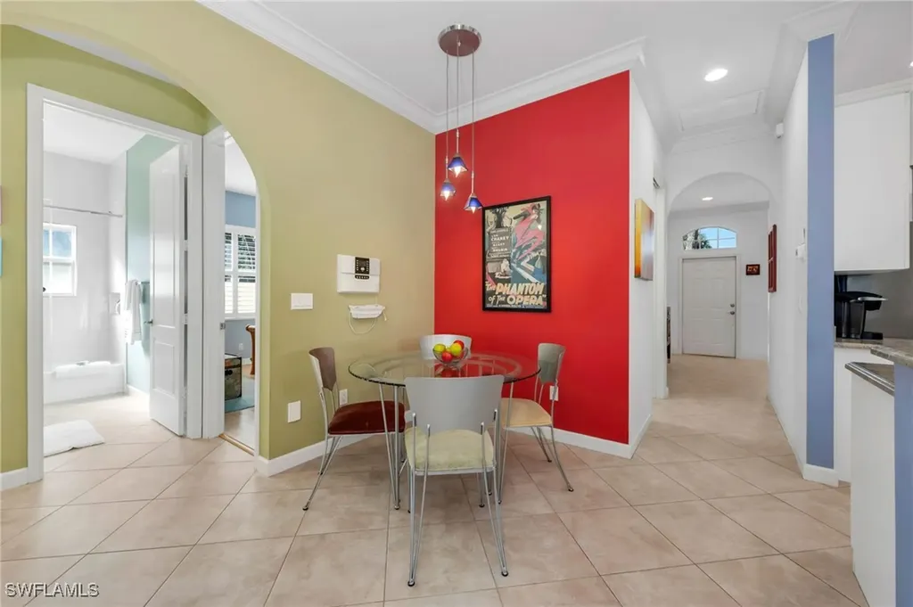 794 97th Avenue N Naples FL 34108