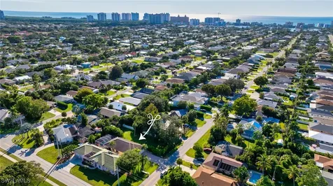 794 97TH Avenue N Naples FL 34108