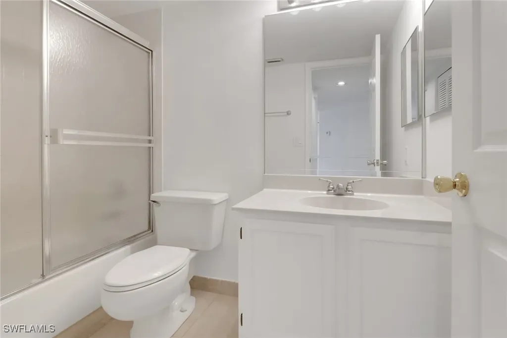 9836 Luna Circle Naples FL 34109