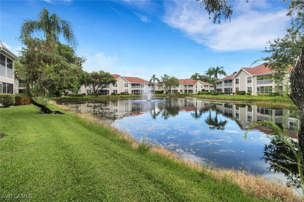 9836 Luna Circle Naples FL 34109