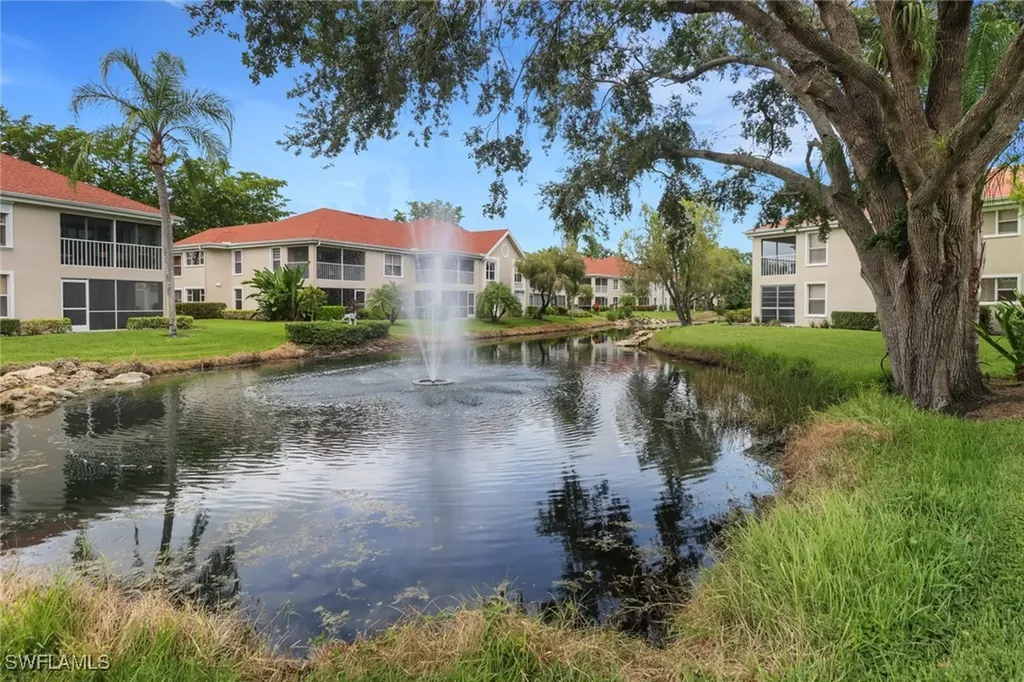 9836 Luna Circle Naples FL 34109