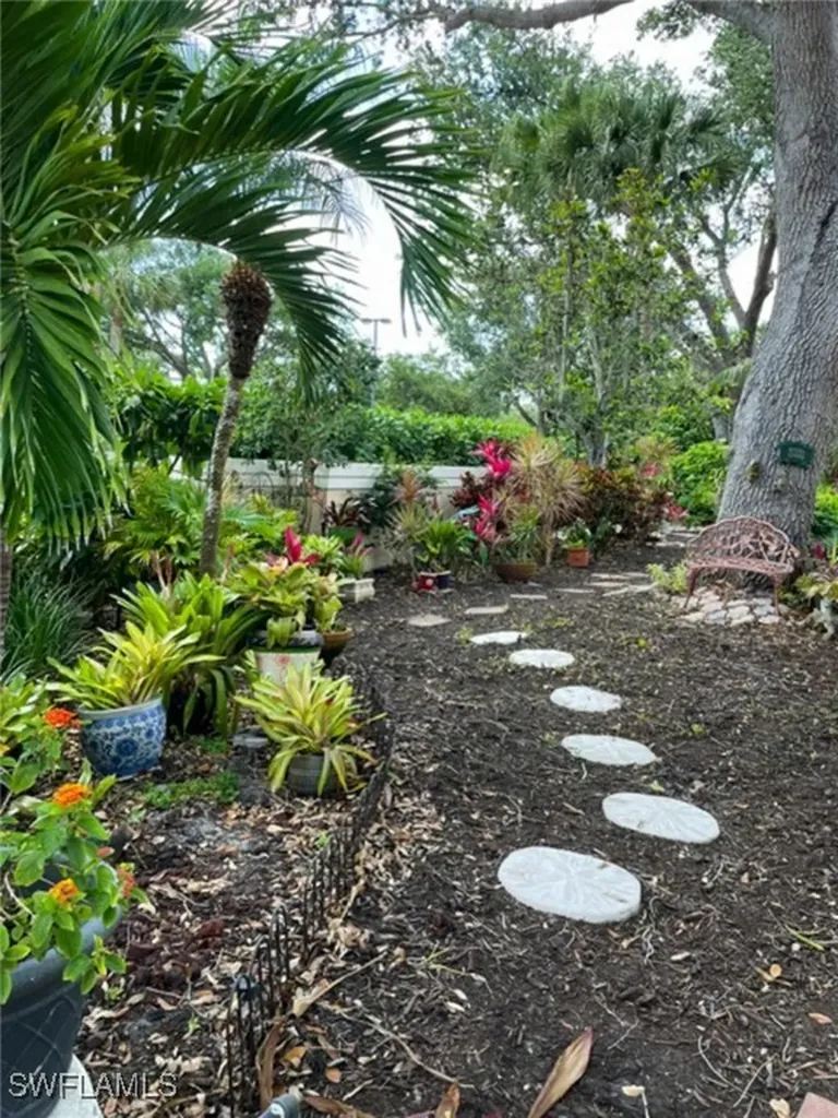 3470 Riviera Lakes Court Bonita Springs FL 34134