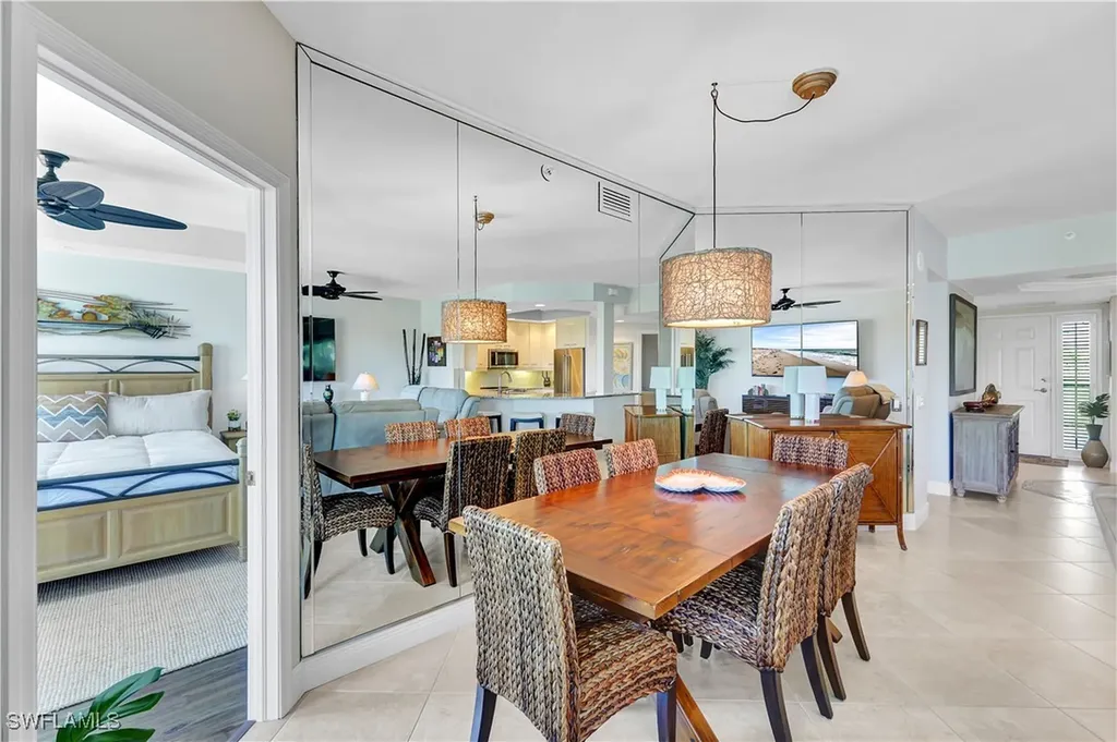 430 Cove Tower Drive Naples FL 34110