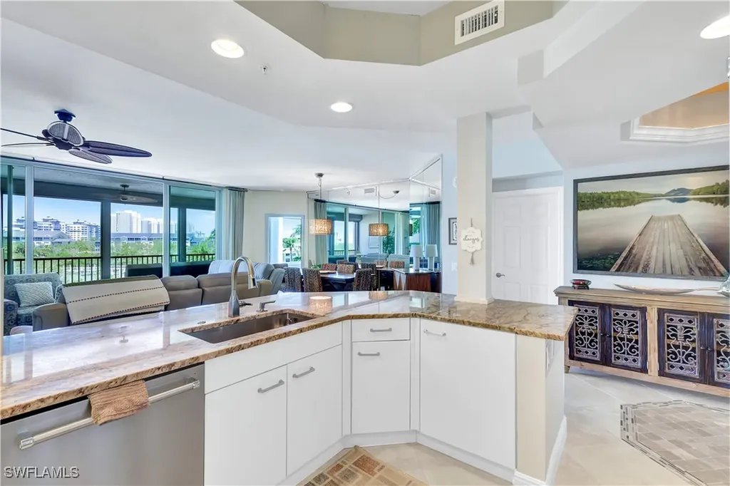 430 Cove Tower Drive Naples FL 34110