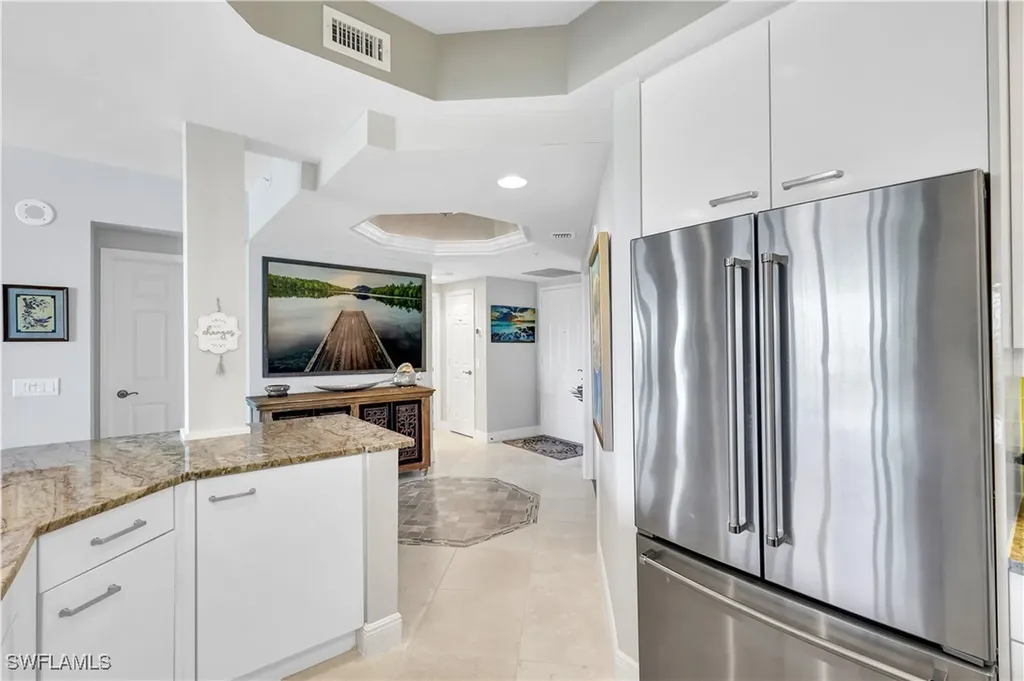 430 Cove Tower Drive Naples FL 34110