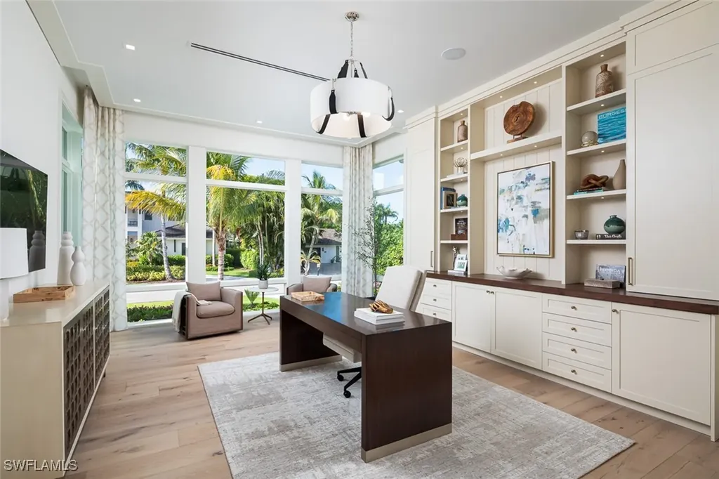 625 21st Avenue S Naples FL 34102