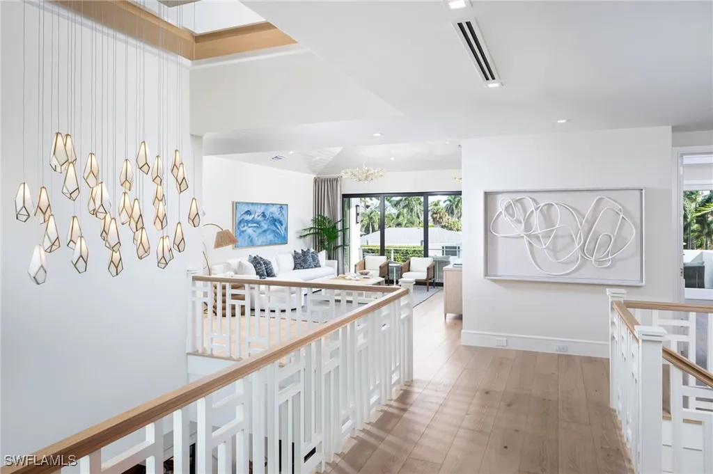 625 21st Avenue S Naples FL 34102