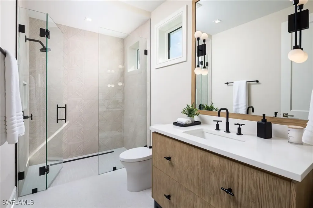 625 21st Avenue S Naples FL 34102