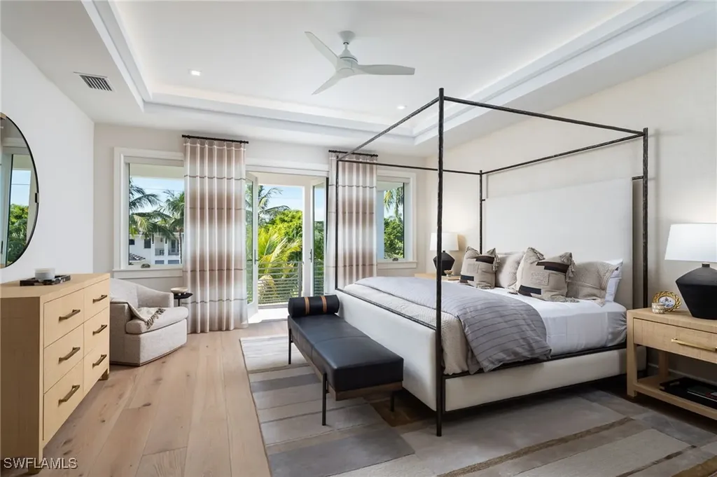 625 21st Avenue S Naples FL 34102