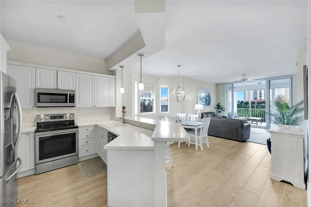 400 Flagship Drive Naples FL 34108