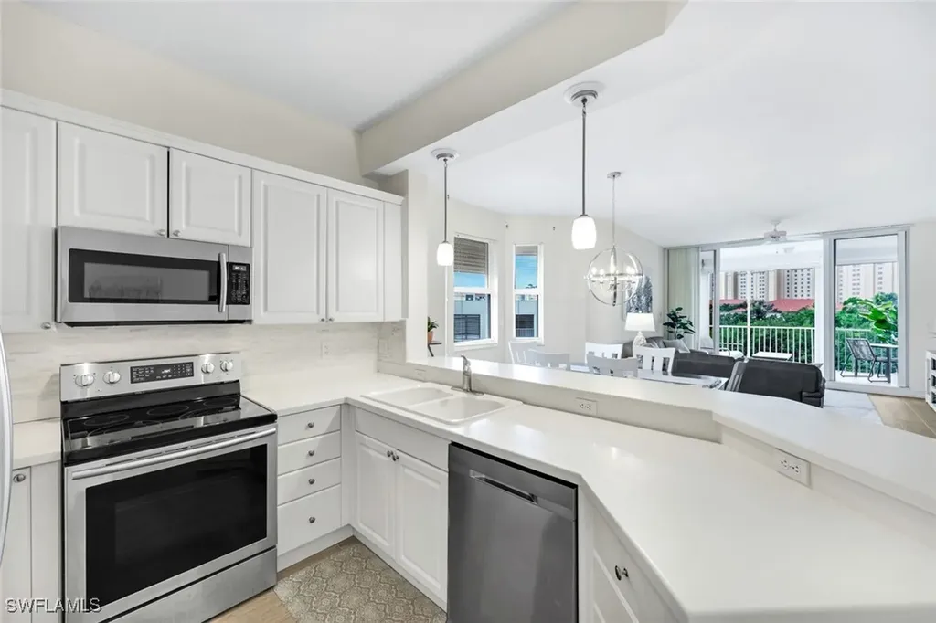 400 Flagship Drive Naples FL 34108