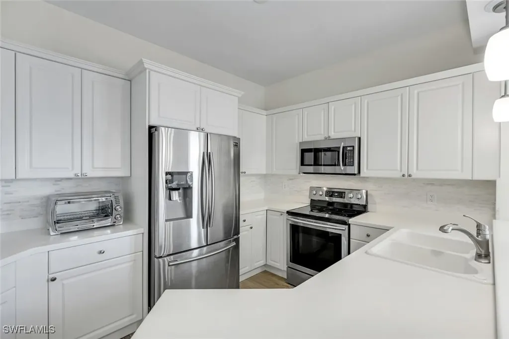 400 Flagship Drive Naples FL 34108